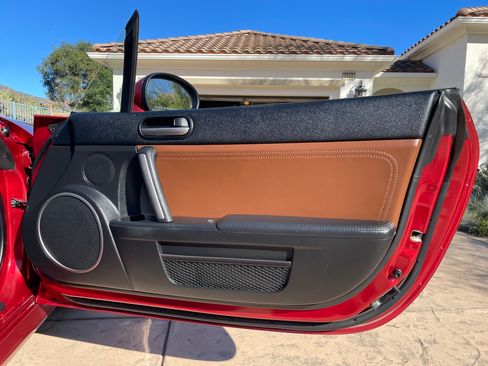 Used 2014 MAZDA MX-5 Miata Grand Touring w/ Premium Package image 14