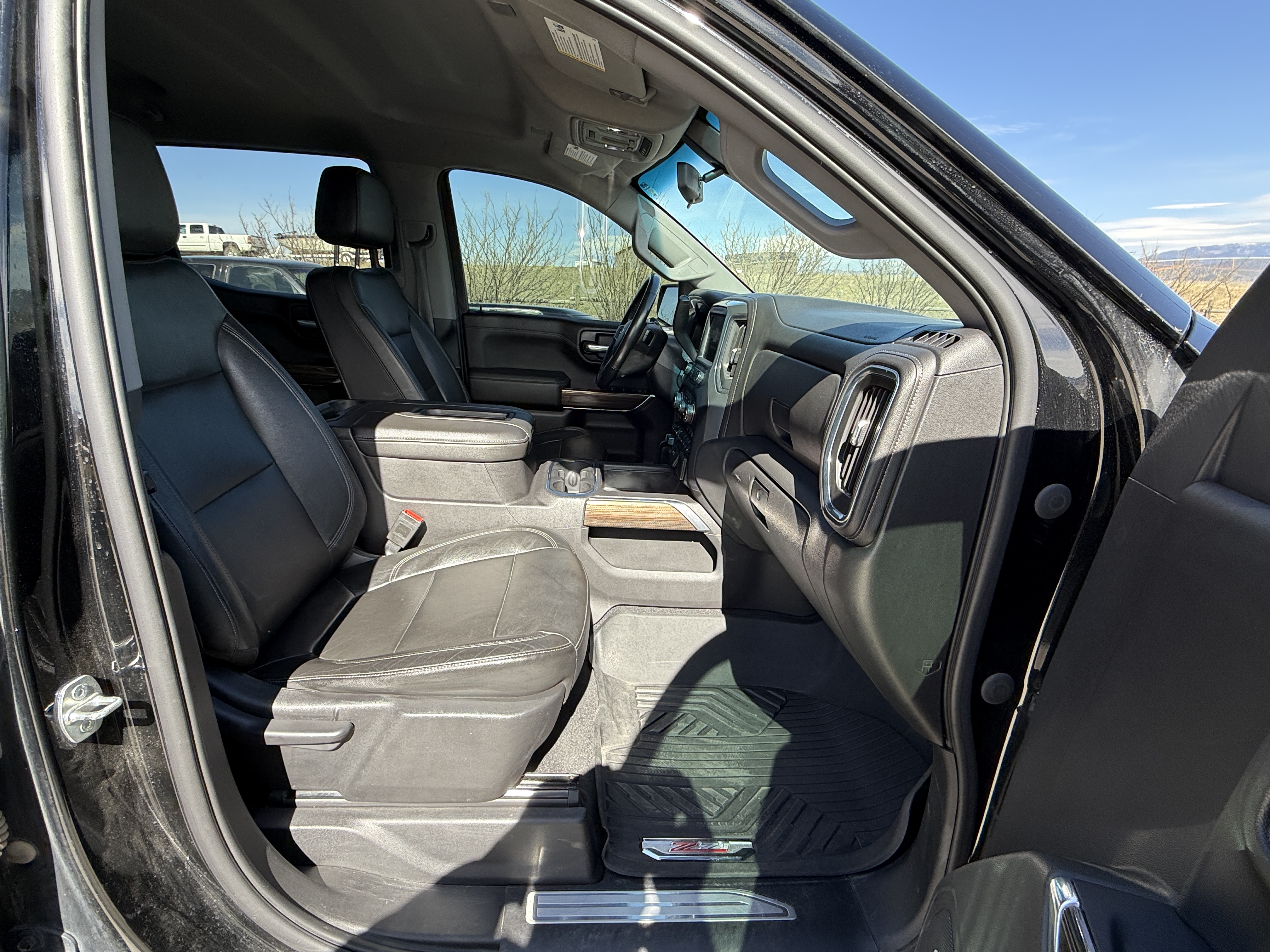 Used 2020 Chevrolet Silverado 1500 LT Trail Boss AWD/4WD image 10