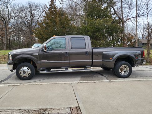 Used 2007 Ford F350 Lariat image 9