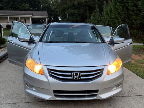 Used 2012 Honda Accord EX-L image 1