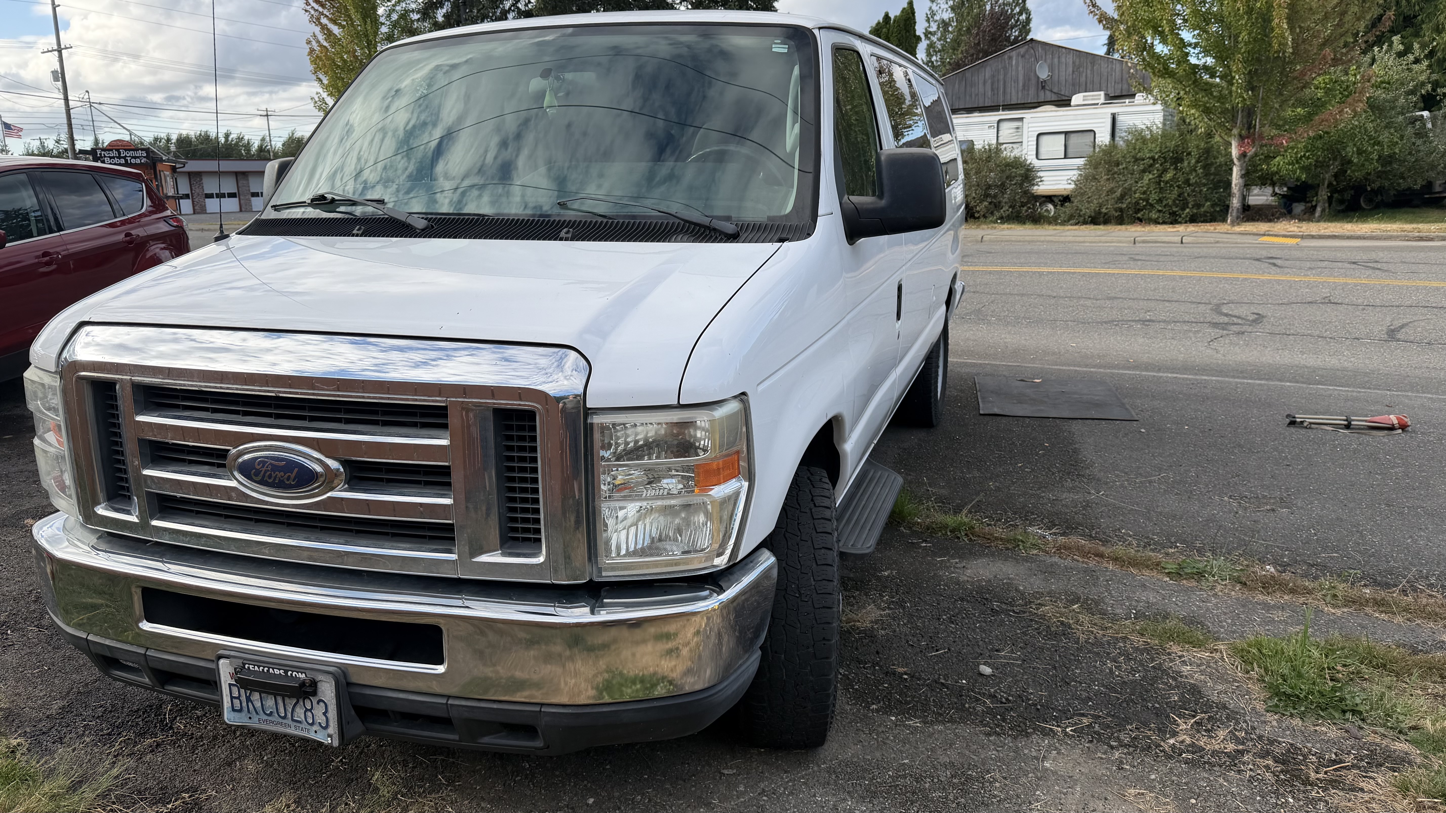 Used 2013 Ford E-350 and Econoline 350 XLT RWD image 8