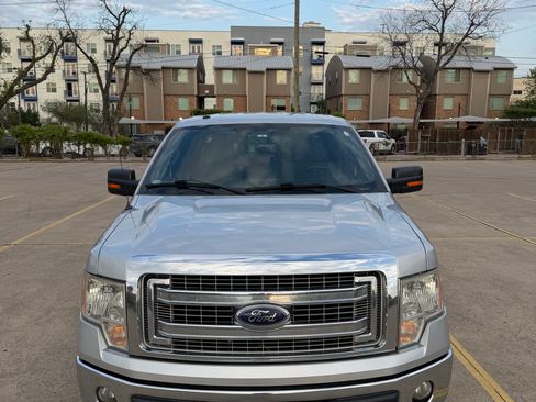 Used 2014 Ford F150 XLT w/ Equipment Group 302A Luxury image 8