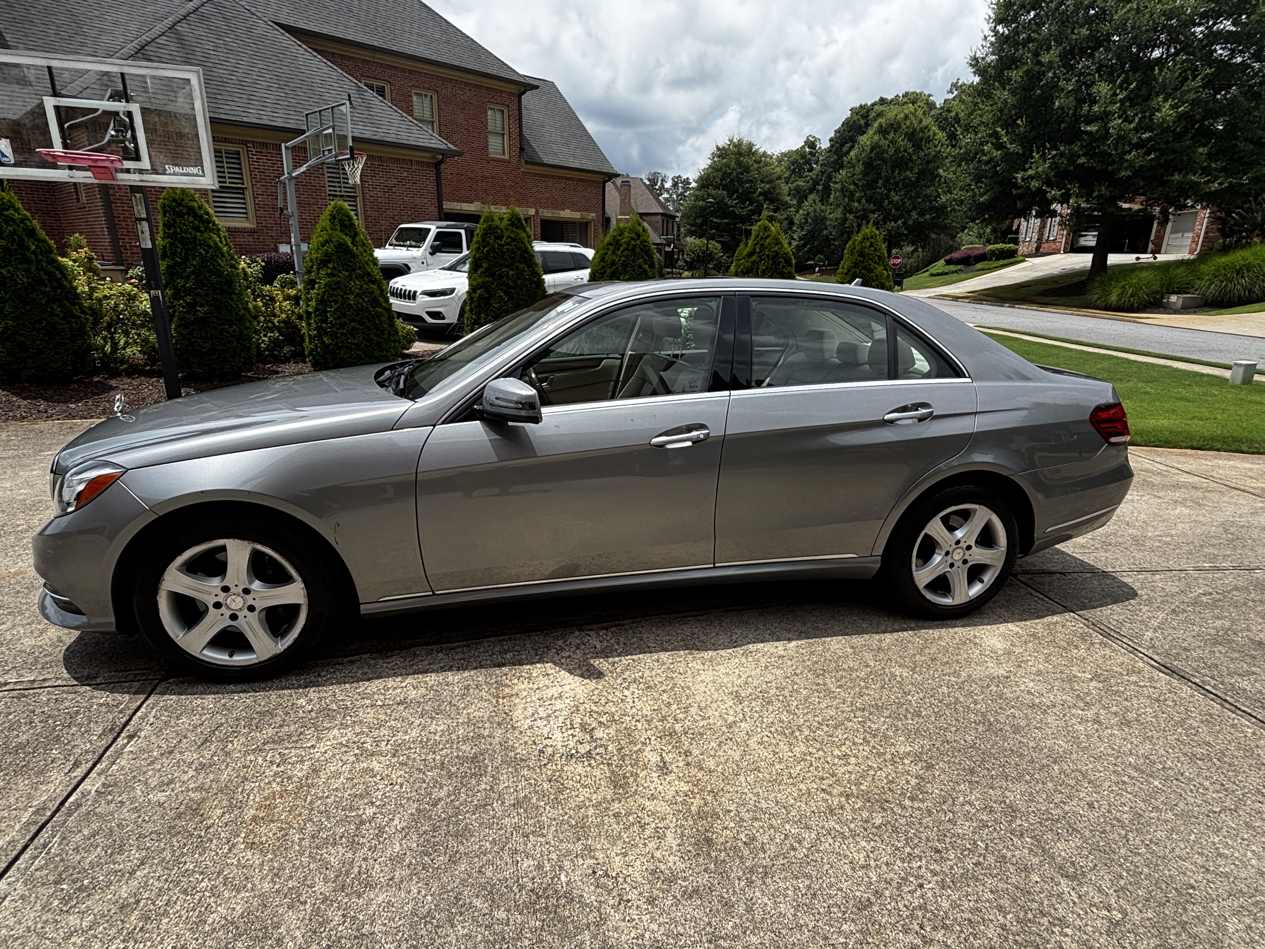 Used 2014 Mercedes-Benz E 350 Sedan image 6