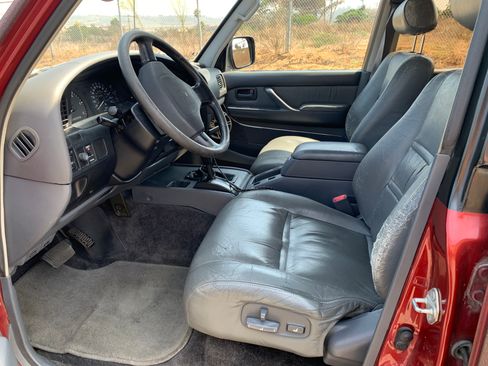 Used 1993 Toyota Land Cruiser image 6