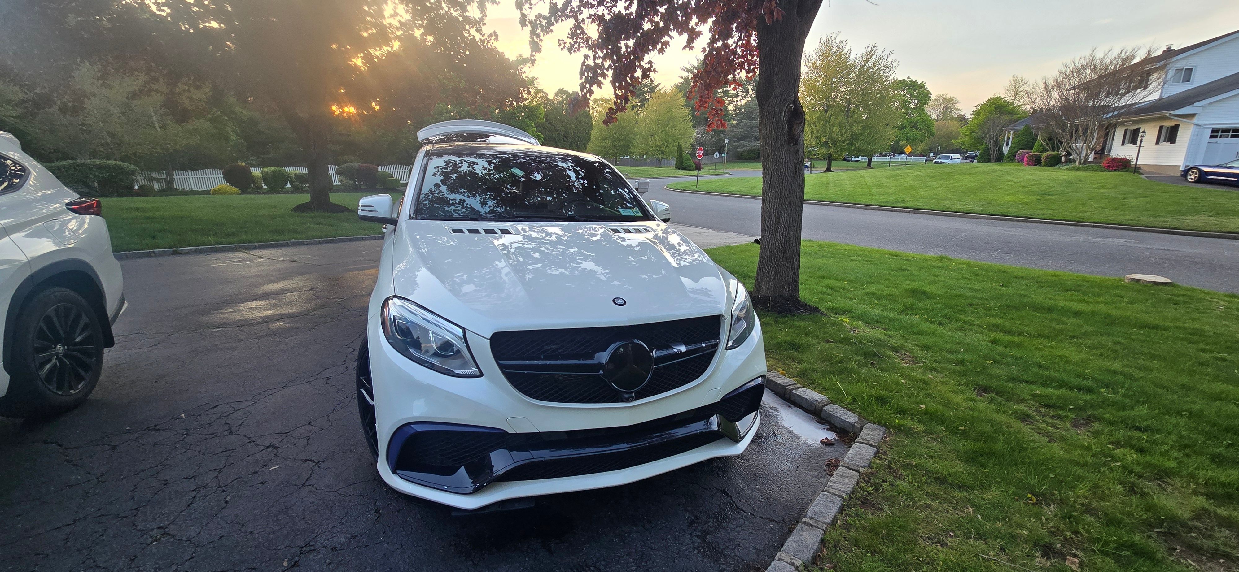Used 2016 Mercedes-Benz GLE 63 AMG S image 1