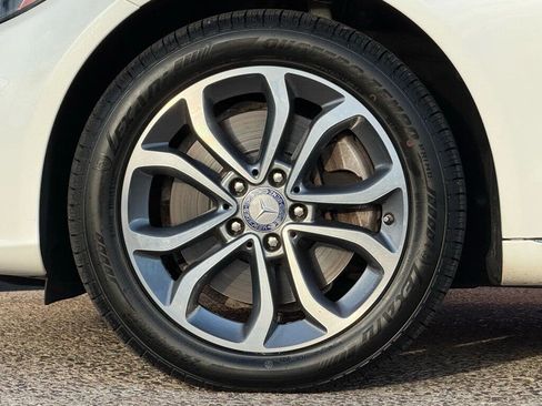 Used 2015 Mercedes-Benz C 300 4MATIC Sedan image 9