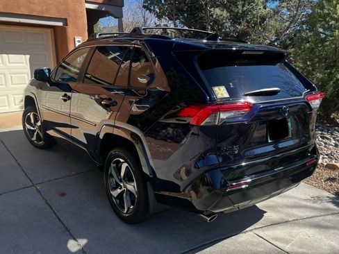 Used 2021 Toyota RAV4 SE w/ Weather & Moonroof Package image 2