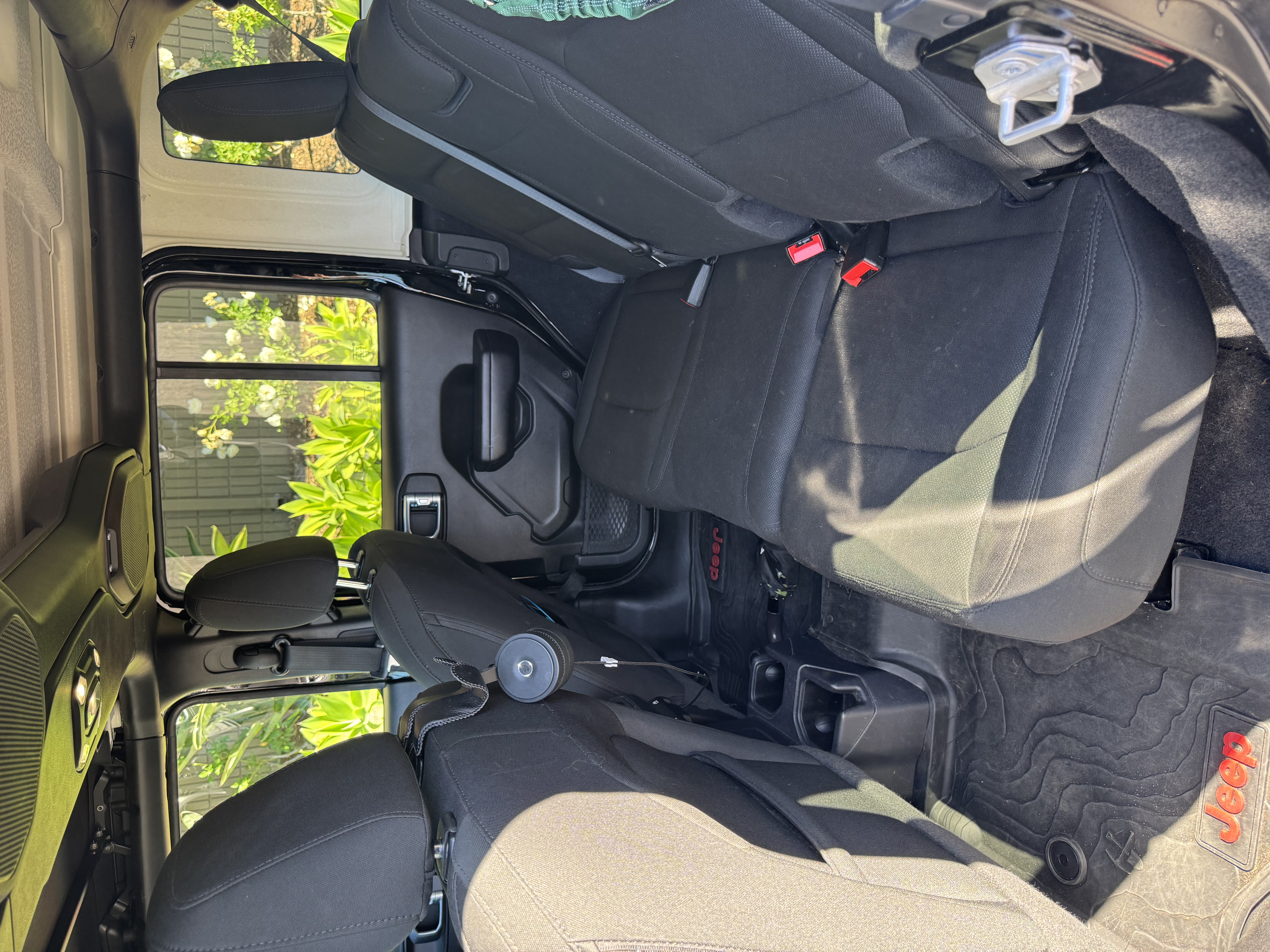 Used 2021 Jeep Wrangler Unlimited Sport AWD/4WD image 11
