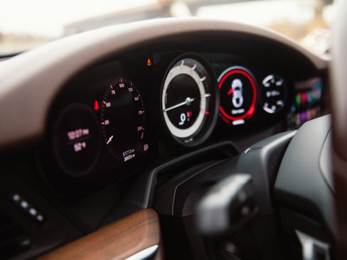 Used 2021 Porsche 911 Carrera 4S image 18