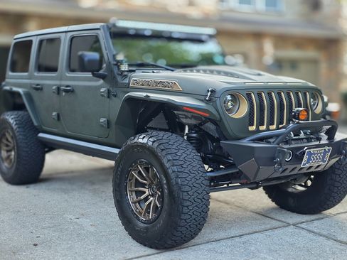 Used 2021 Jeep Wrangler Unlimited Rubicon AWD/4WD image 2