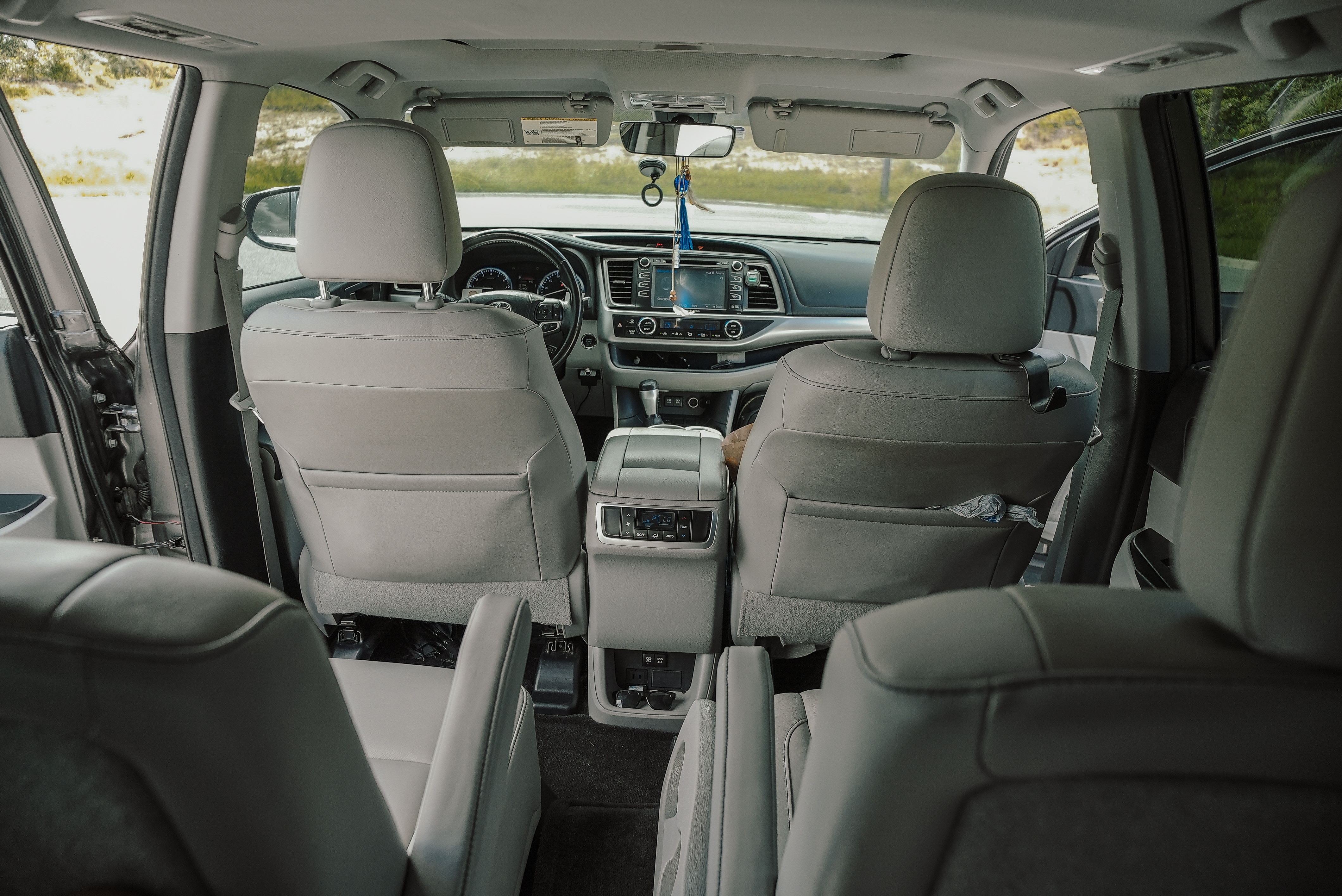 Used 2017 Toyota Highlander XLE FWD image 21
