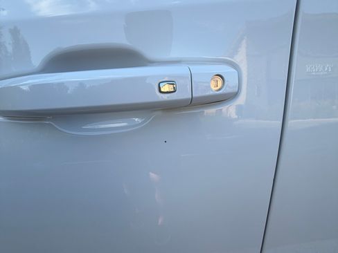 Used 2019 GMC Sierra 1500 AT4 w/ AT4 Premium Package AWD/4WD image 14