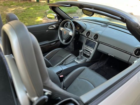 Used 2006 Porsche Boxster RWD image 13