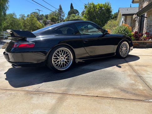 Used 2002 Porsche 911 GT3 RS image 1