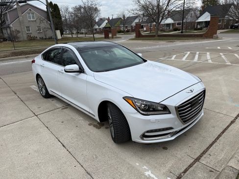 Used 2018 Genesis G80 3.8 w/ Option Group 02 image 8