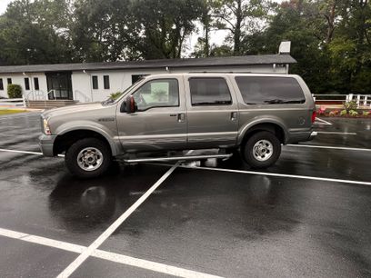 Used 2005 Ford Excursion Limited