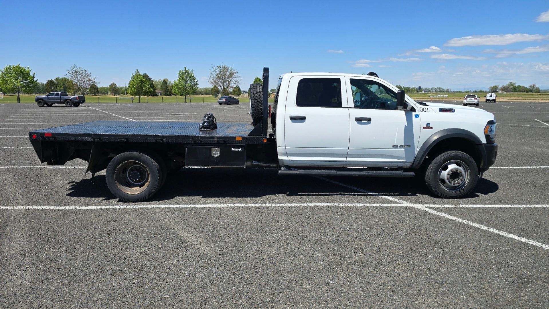 Used 2022 RAM 5500 Tradesman w/ Max Tow Package AWD/4WD image 5
