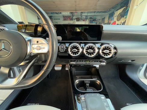 Used 2021 Mercedes-Benz CLA 250 image 9