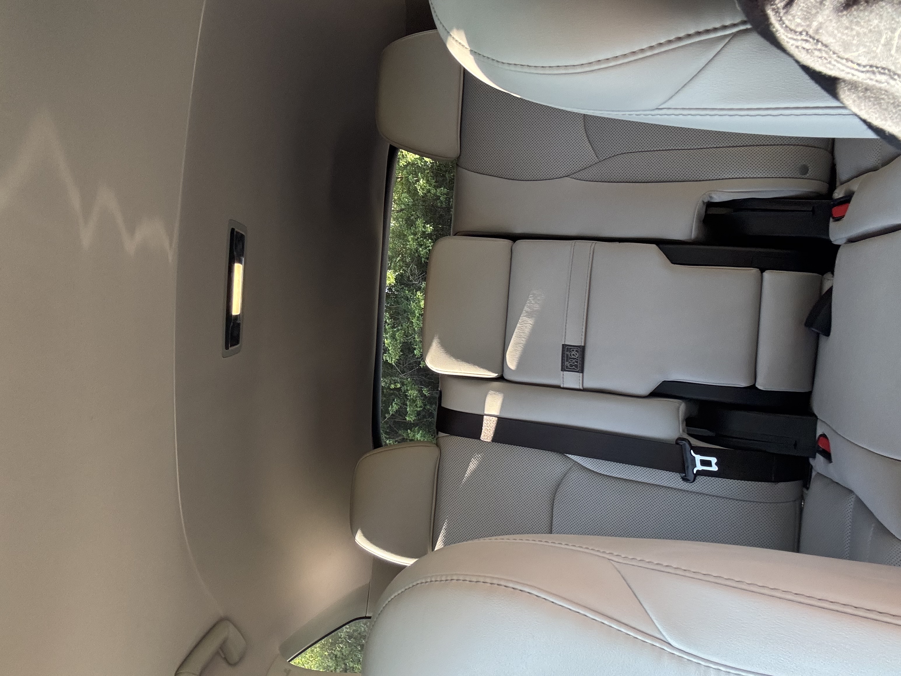 Used 2022 Lexus RX 350L FWD w/ Premium Package image 19