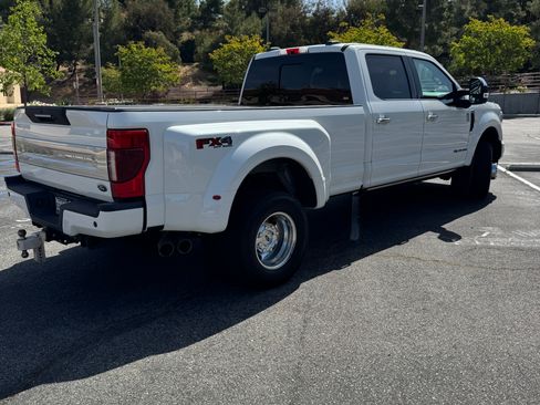 Used 2020 Ford F350 Platinum image 6