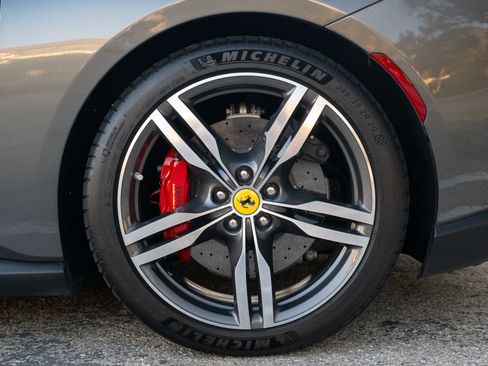 Used 2020 Ferrari Portofino Convertible 2D image 25