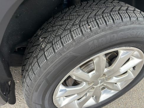 Used 2015 Jeep Cherokee Limited w/ Luxury Group image 20