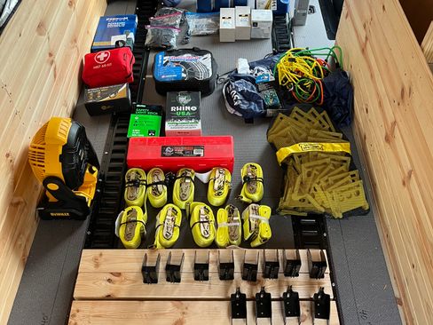 Used 2025 Mercedes-Benz Sprinter 2500 image 21