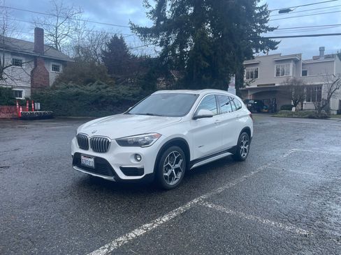 Used 2018 BMW X1 xDrive28i image 8