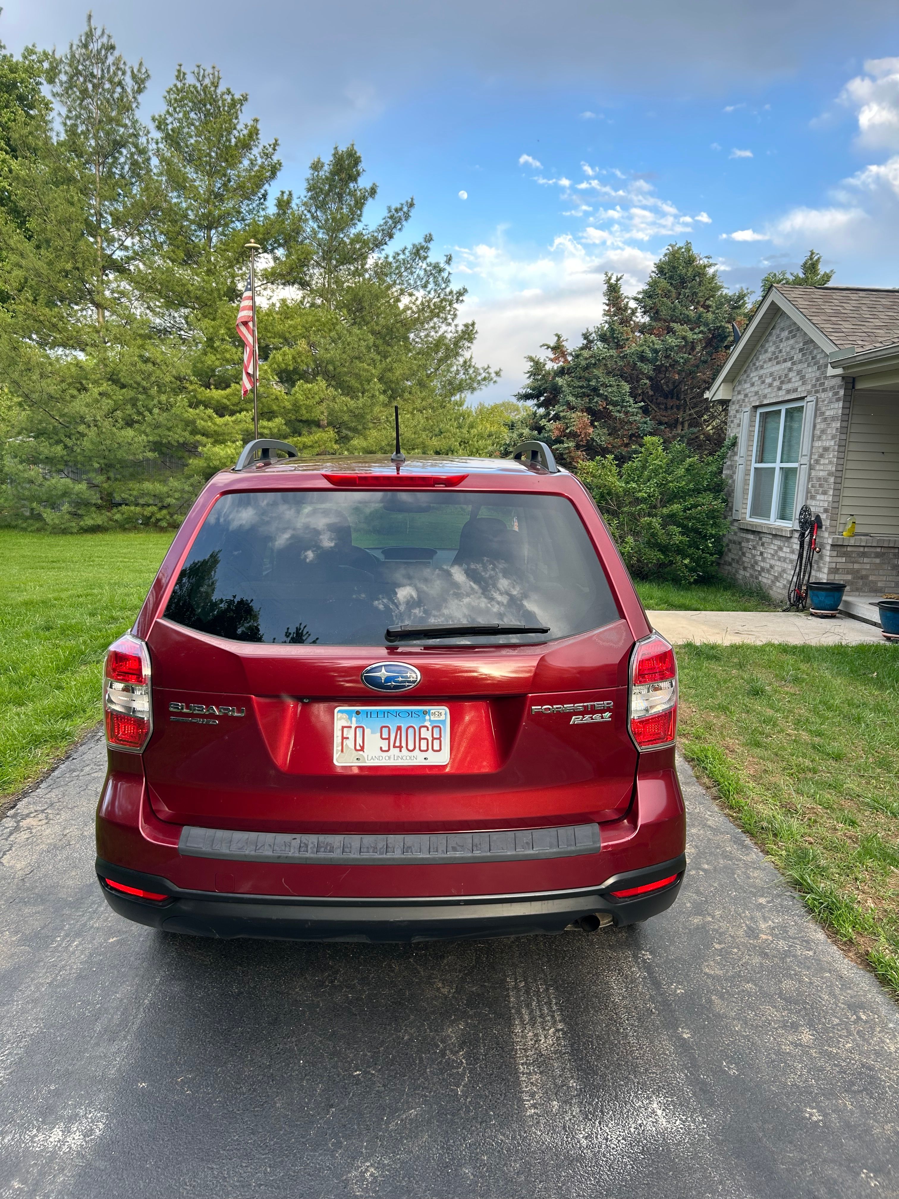 Used 2015 Subaru Forester 2.5i Premium AWD/4WD image 8