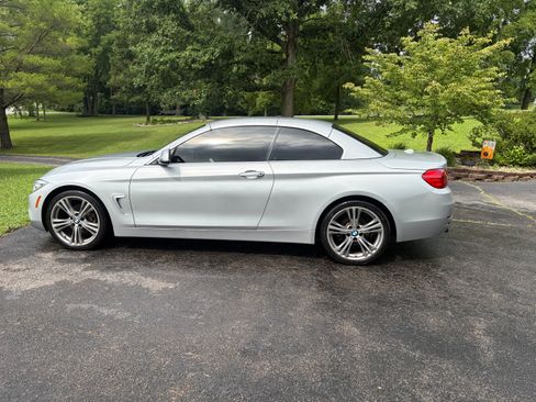 Used 2016 BMW 428i xDrive Convertible AWD/4WD image 4
