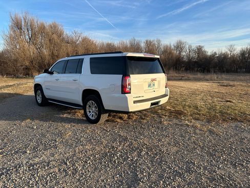 Used 2019 GMC Yukon XL SLT w/ Open Road Package image 15