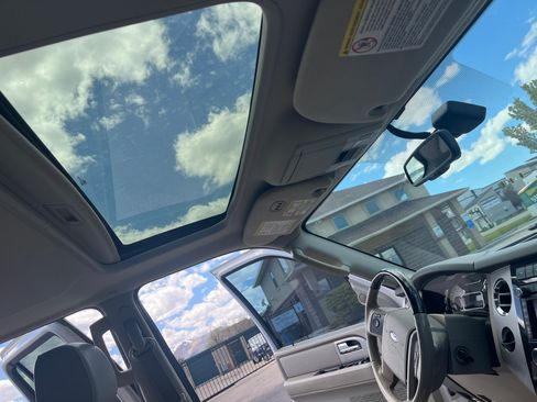 Used 2013 Ford Expedition Limited RWD image 13