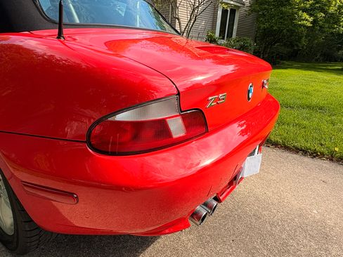 Used 2001 BMW Z3 2.5i RWD image 14