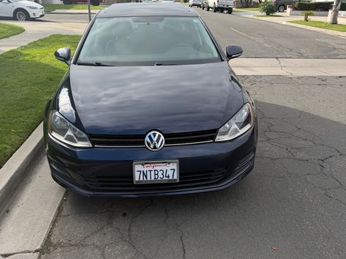 Used 2016 Volkswagen Golf S image 9