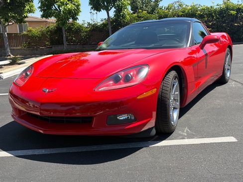 Used 2008 Chevrolet Corvette Coupe w/ Preferred Equipment Group RWD image 1