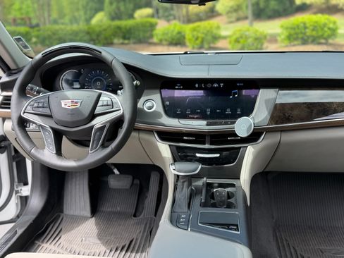 Used 2018 Cadillac CT6 Premium Luxury w/ Super Cruise Package image 17