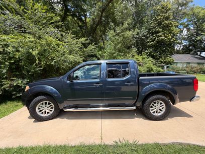 Used 2015 Nissan Frontier SV