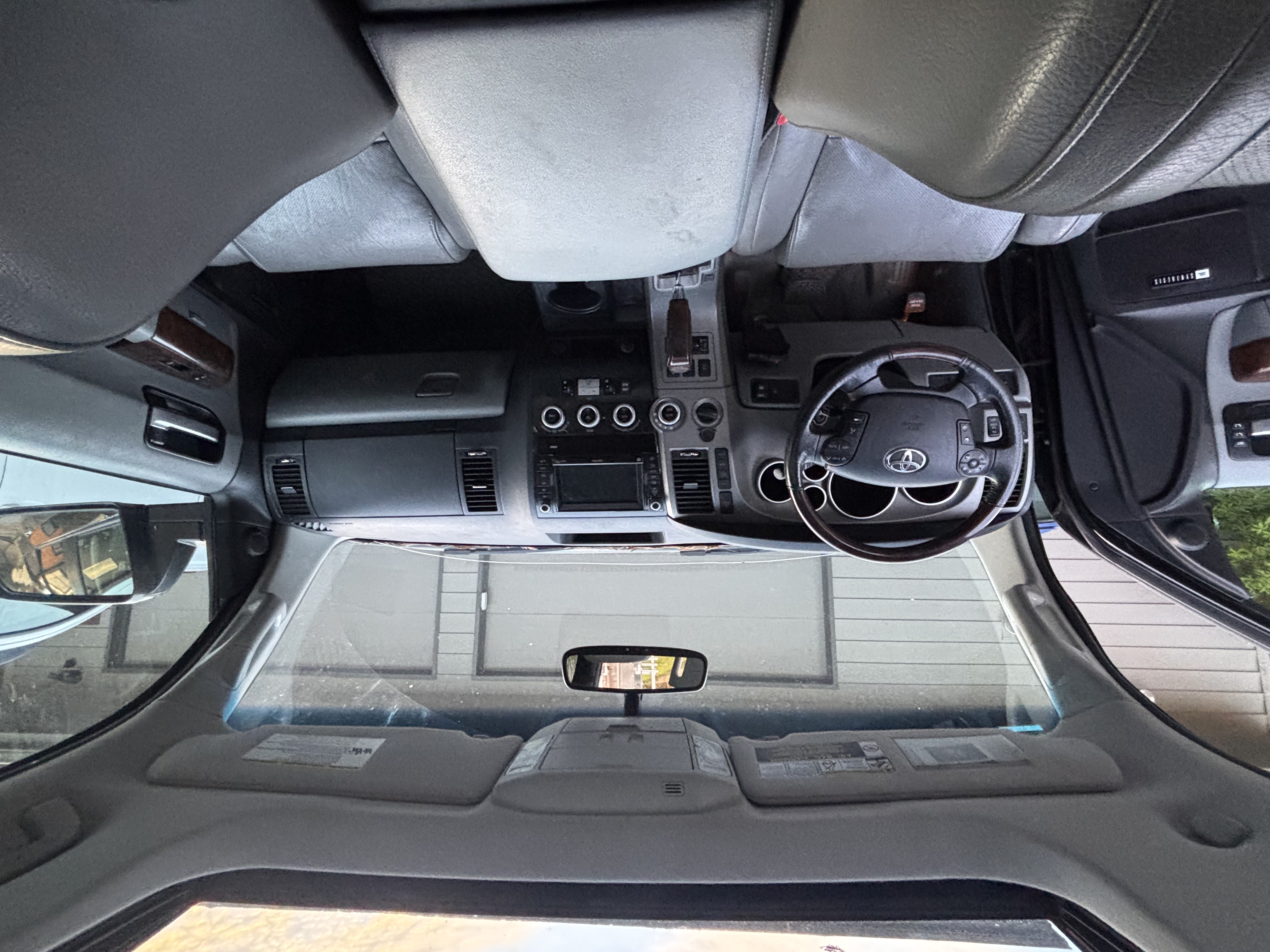 Used 2010 Toyota Sequoia Platinum AWD/4WD image 11