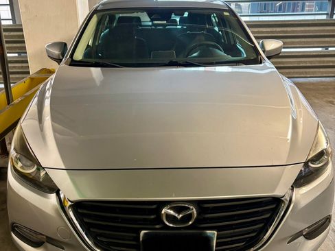 Used 2018 MAZDA MAZDA3 Sport image 1