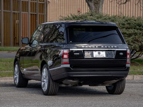 Used 2014 Land Rover Range Rover Supercharged image 18