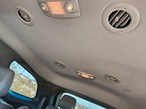 Used 2013 Dodge Durango Crew image 9