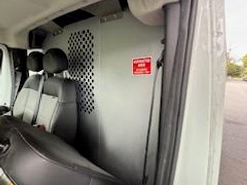 Used 2023 RAM ProMaster 2500 w/ LED Premium FWD image 9