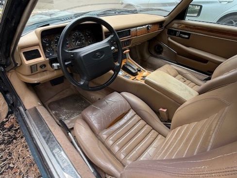 Used 1992 Jaguar XJS V12 Convertible image 15