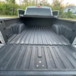 Used 2006 GMC Sierra 2500 SLT w/ Heavy-Duty Power Package AWD/4WD image 12