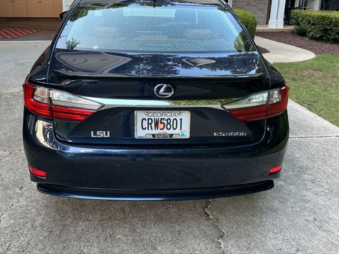 Used 2018 Lexus ES 300h FWD image 4
