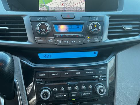 Used 2012 Honda Odyssey Touring Elite image 4