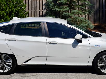 Used 2018 Honda Clarity Plug-In Hybrid