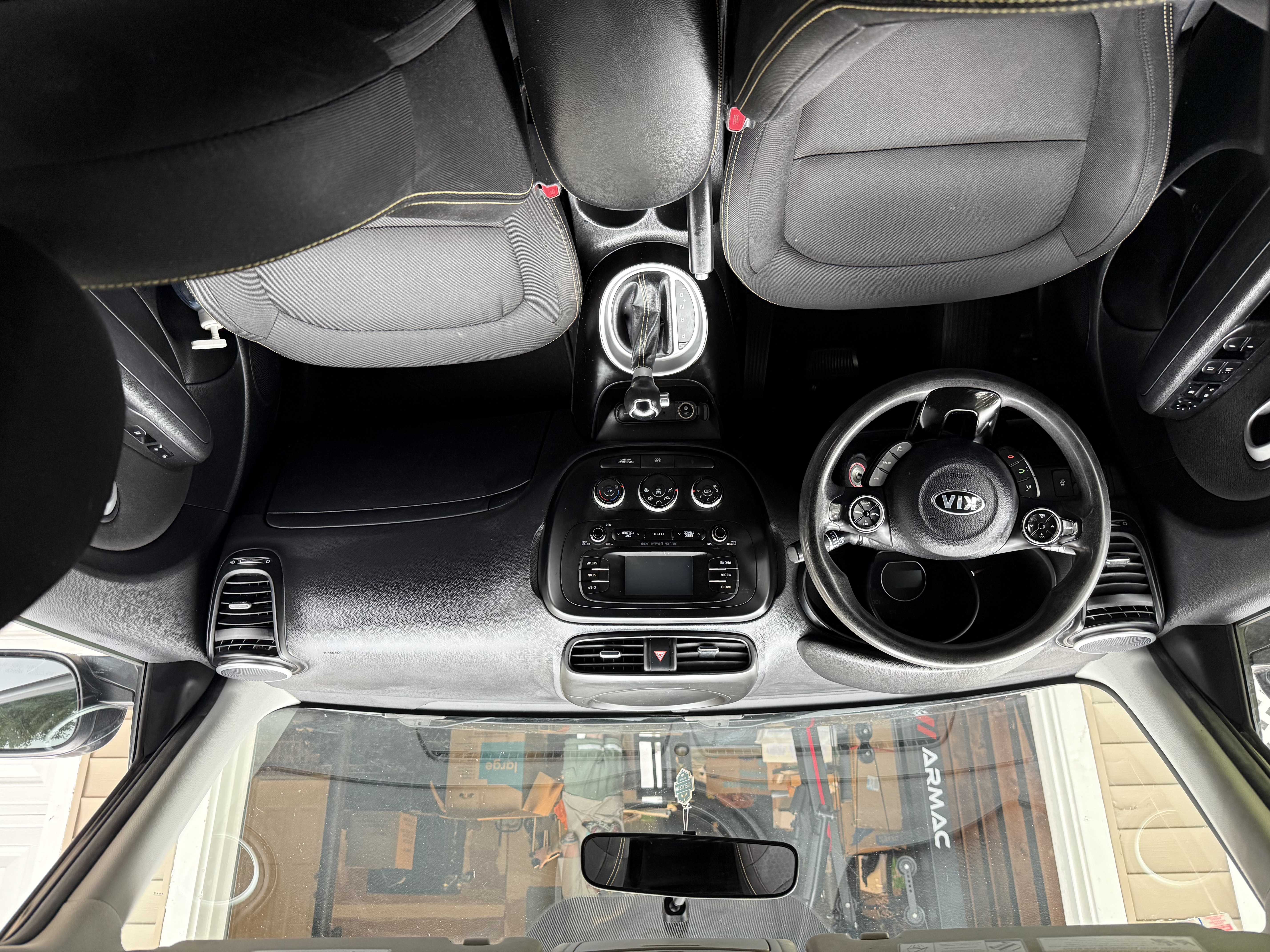 Used 2016 Kia Soul + FWD image 10