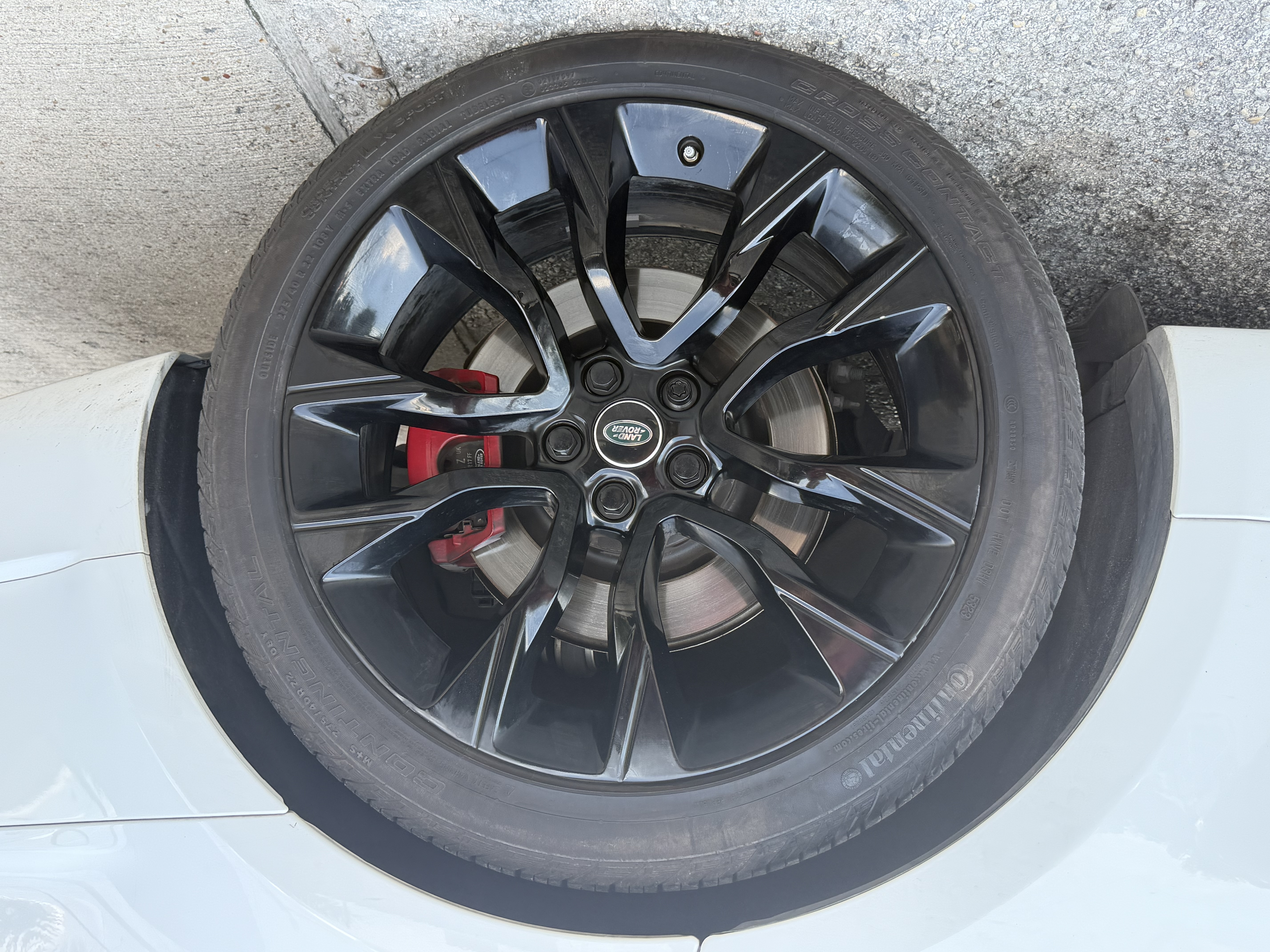 Used 2019 Land Rover Range Rover Sport HST AWD/4WD image 12