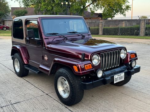 Used 2002 Jeep Wrangler Sahara image 5